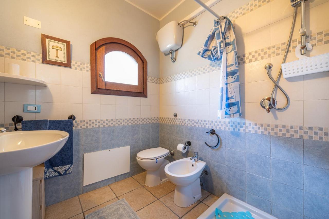 Casa Vacanza de Dinu SantʼAnna Arresi Esterno foto
