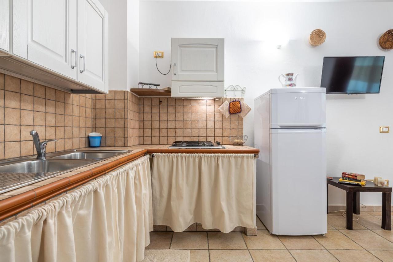 Casa Vacanza de Dinu SantʼAnna Arresi Esterno foto